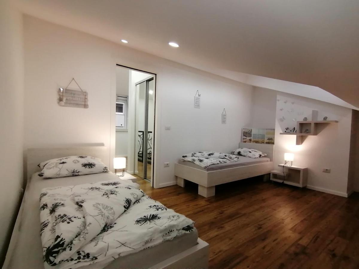 Apartmani Kiko 波雷奇 外观 照片