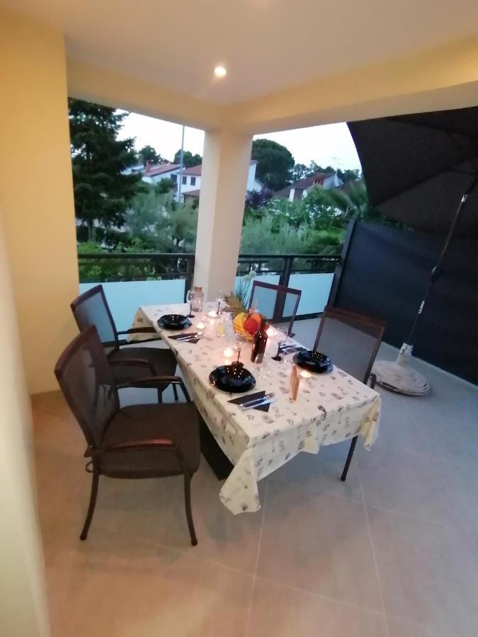 Apartmani Kiko 波雷奇 外观 照片